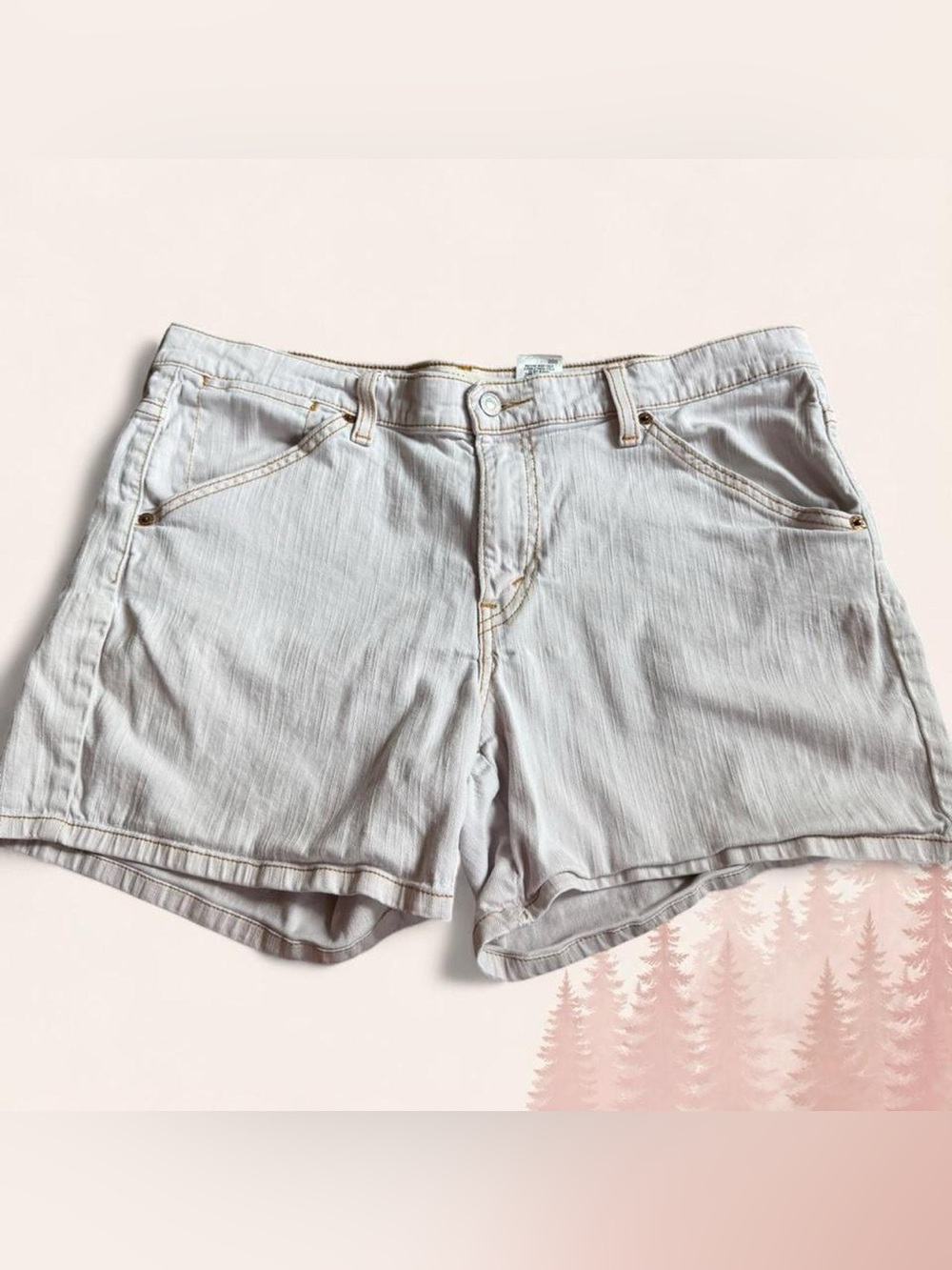 Levi’s 515 Nouveau Cream Denim Shorts – Women’s Size 14 - Picture 2 of 4